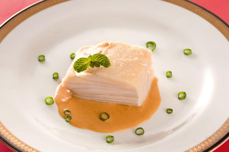 Bacalhau ao molho de camarão