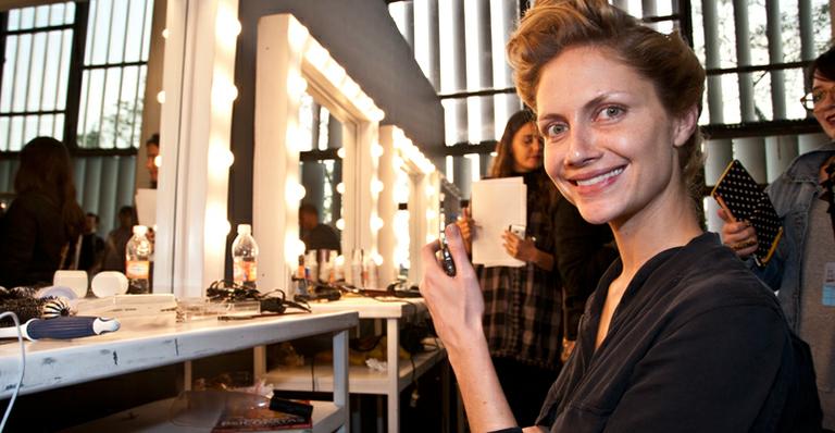 ‘As mulheres deveriam usar mais maiô’, aposta Ana Claudia Michels