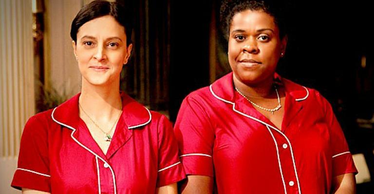 Conheça Janaína e Zezé, as empreguetes de Carminha em ‘Avenida Brasil’