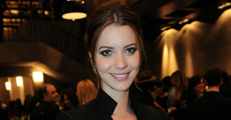 Nathalia Dill já teve o cabelo azul