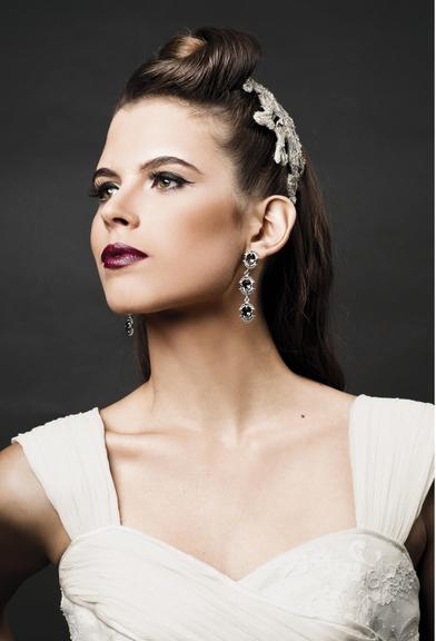 Maquiagem de noiva estilo pin-up