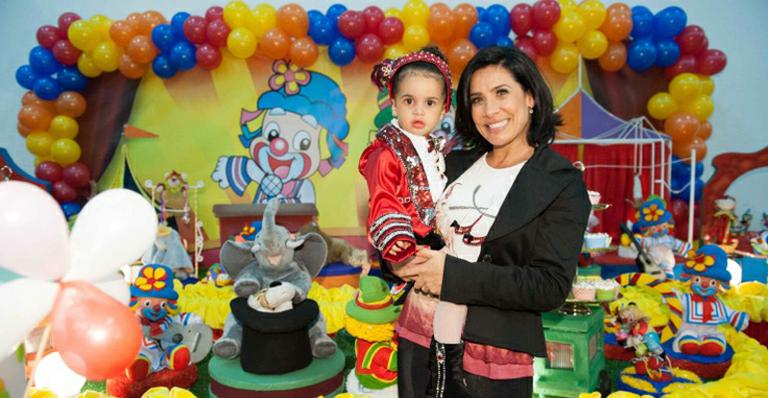 Scheila Carvalho celebra o aniversário de 2 anos da filha Giullia