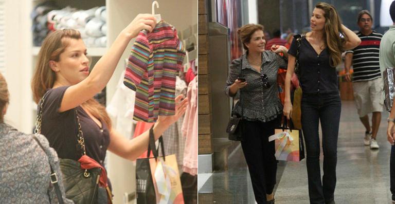 Em boa forma, Grazi Massafera faz compras no Rio