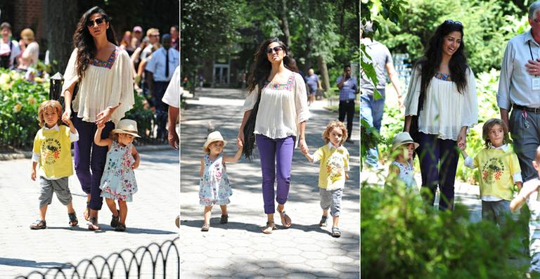 Camila Alves leva filhos ao Central Park