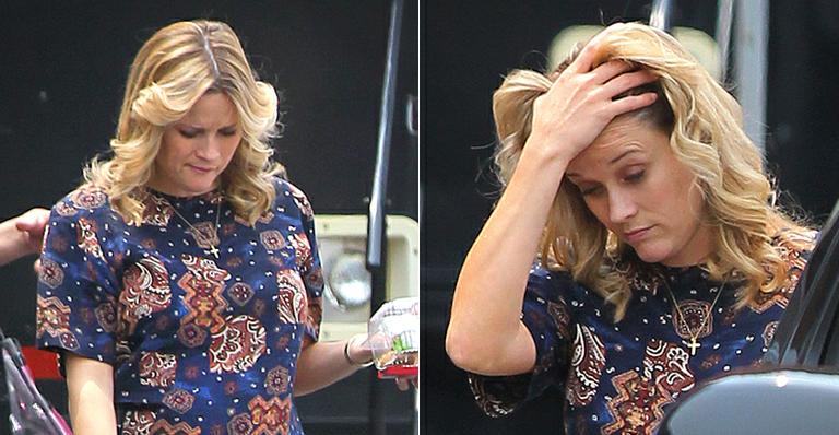 Grávida, Reese Witherspoon aparece ‘cheinha’ e cansada em bastidores de filmagens