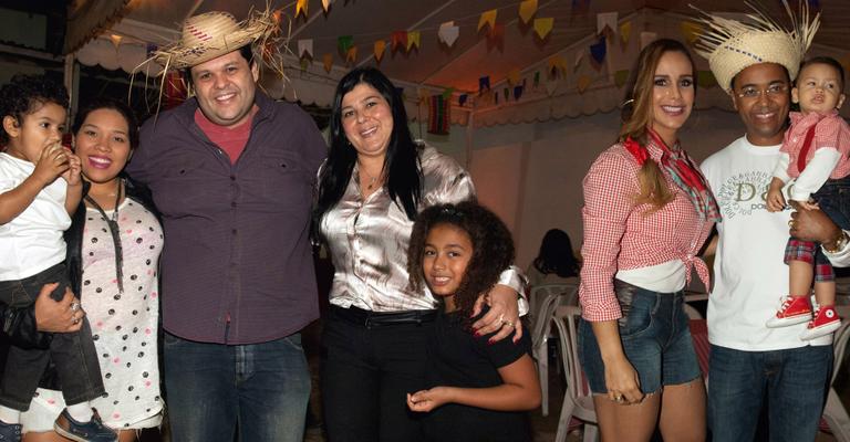 Dudu Nobre participa com a família de ‘arraiá’