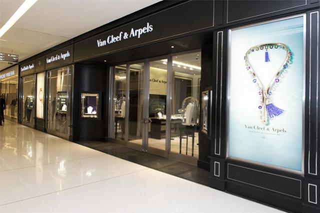 Van Cleef & Arpels desembarca no Brasil