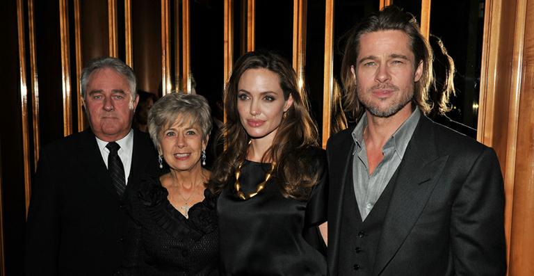 Mãe de Brad Pitt escreve carta apoiando político que é contra o casamento gay