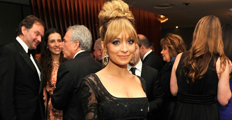 Nicole Richie diz se vestir de forma ‘emocional’