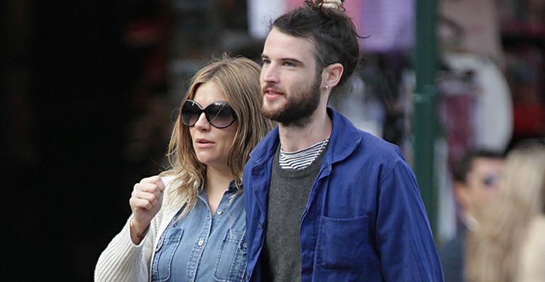 Nasce o primeiro bebê de Sienna Miller com o noivo Tom Sturridge