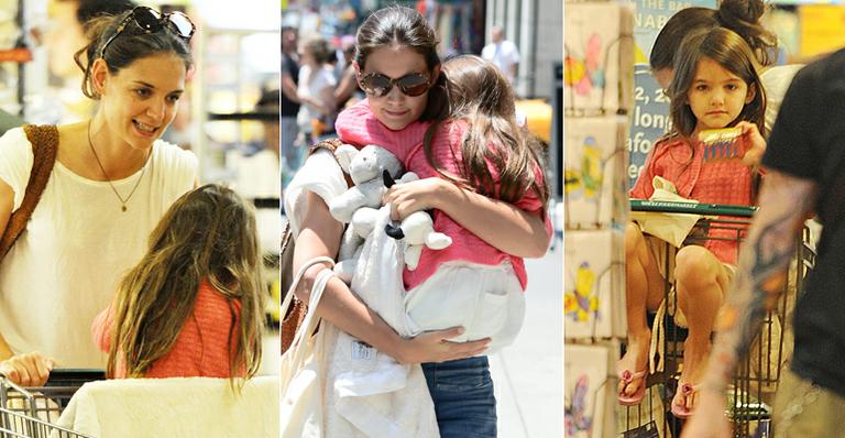 Katie Holmes e Suri Cruise vão às compras em Nova York