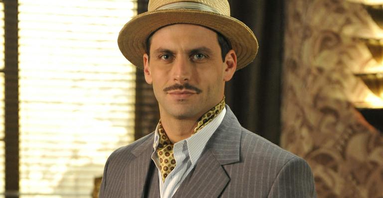 Henri Castelli começa a gravar suas cenas no remake de ‘Gabriela’