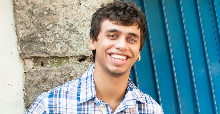 Estabilizado no meio musical, Pedro Bernardo mergulha na carreira de ator em ‘Malhação’