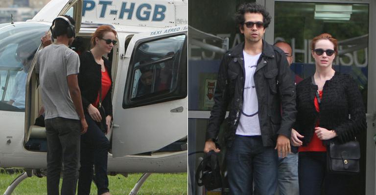 Christina Hendricks, do seriado ‘Mad Men’, faz passeio de helicóptero no Rio de Janeiro