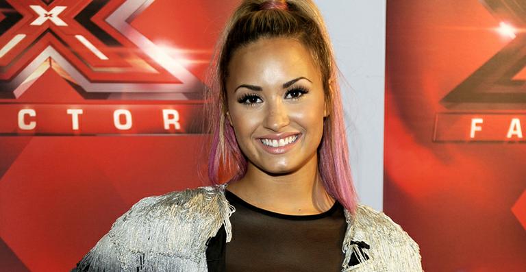 Demi Lovato fala sobre o que sentia na época em que praticava a automutilação