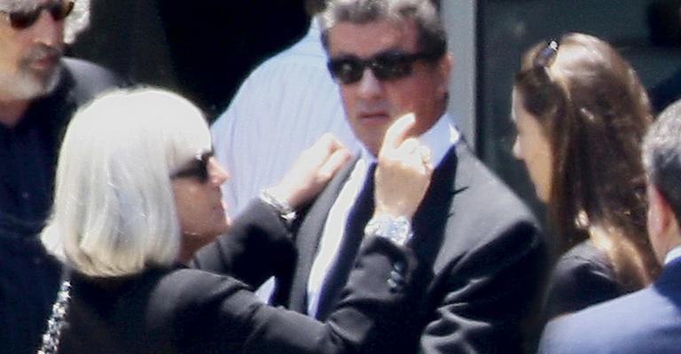 Sylvester Stallone lamenta a morte do filho na Califórnia