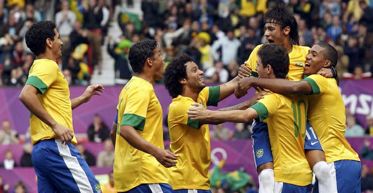 Brasil vence e se classifica para as quartas no futebol