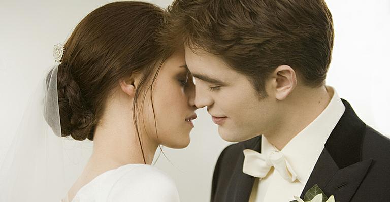 Robert Pattinson pretendia pedir Kristen Stewart em casamento nas próximas semanas