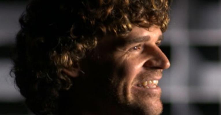 Comovido, Guga relembra a morte do pai e a carreira no tênis
