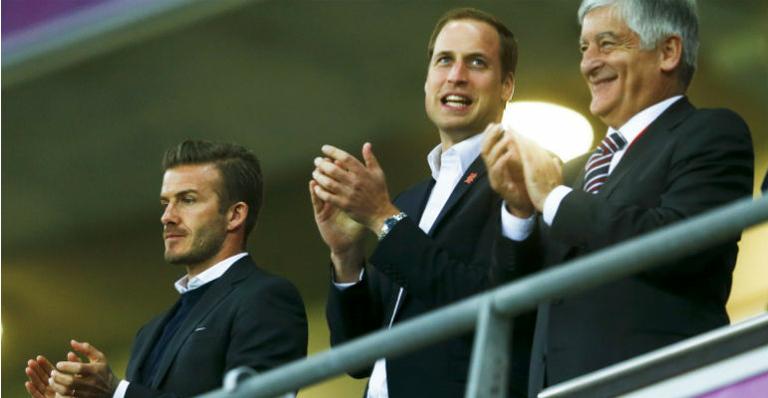 David Beckham e Príncipe William prestigiam futebol da Inglaterra na Olimpíada
