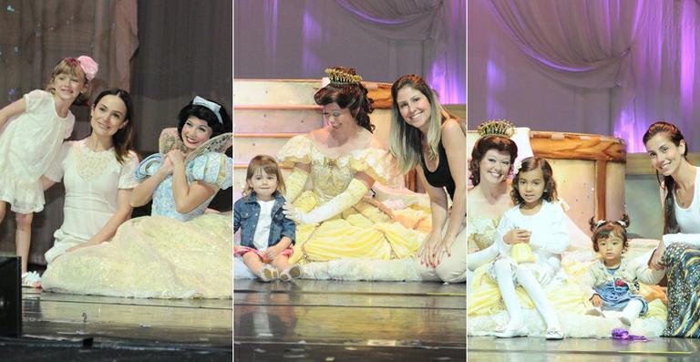 Mães famosas levam filhas para conhecer as Princesas da Disney