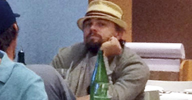 Leonardo Dicaprio em jantar com amigo
