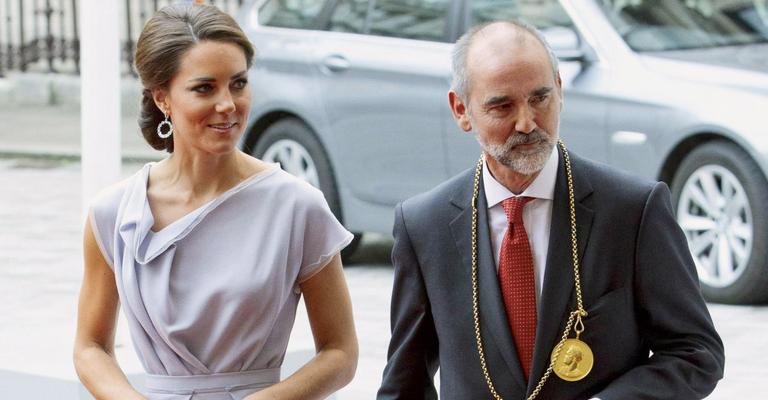 Kate Middleton representa a realeza em fórum no Reino Unido