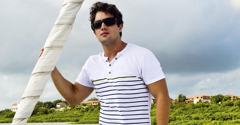 Rafael Cardoso grava cenas da novela ‘Lado a Lado’ no Maranhão