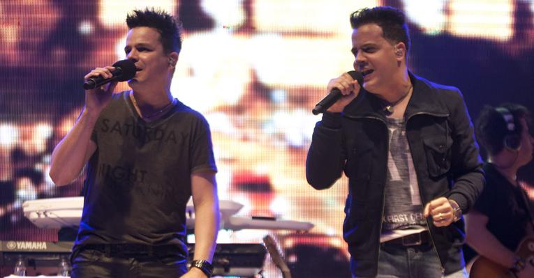 João Neto e Frederico comemoram o sucesso do ‘Lê Lê Lê’