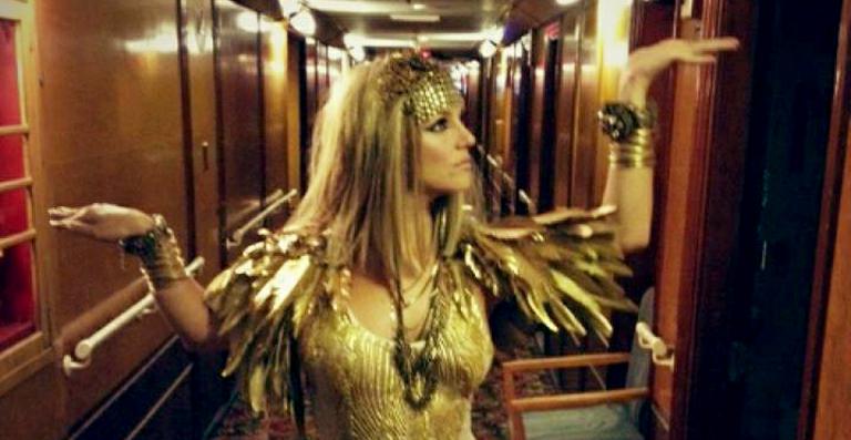 Britney Spears vira Cleópatra para divulgar perfume