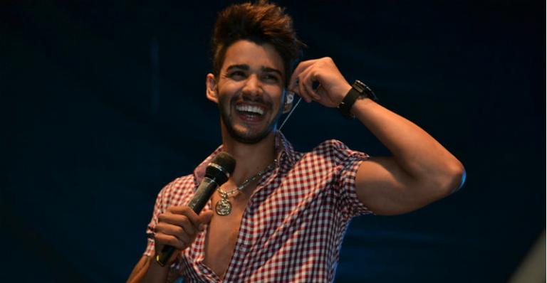 ‘Eu beijo pra valer’ diz Gusttavo Lima sobre fãs