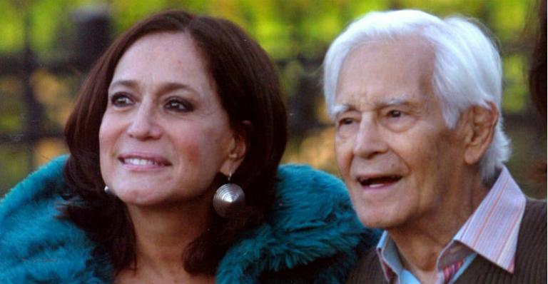 Susana Vieira diz que pai sempre será exemplo