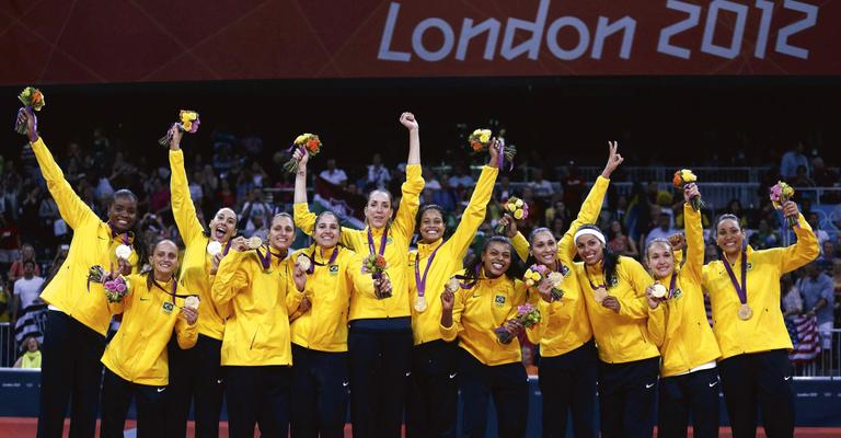Meninas do vôlei ganham segundo ouro em jogos