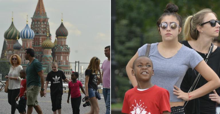 Filhos de Madonna fazem passeio turístico na Rússia