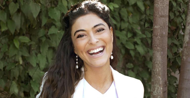 Juliana Paes pede encontro com humanista Sri Sri Ravi Shankar