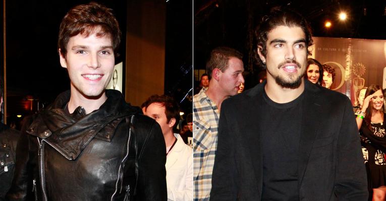 Jonatas Faro e Caio Castro prestigiam o Festival de Cinema de Gramado
