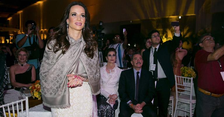 Ana Furtado aplaude Plácido Domingo em Fortaleza