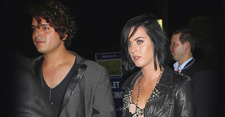 Katy Perry é vista com moreno