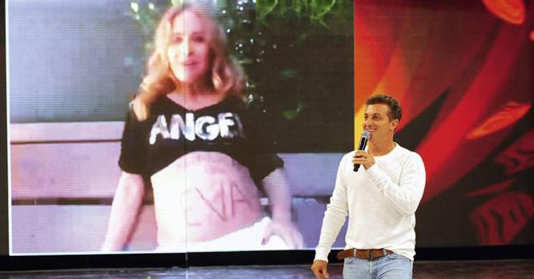 Angélica faz homenagem a Luciano Huck no ‘Caldeirão’