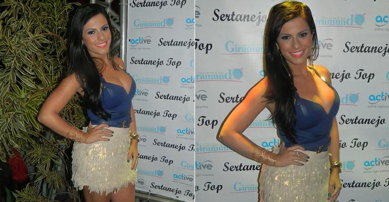 Com novo visual, Babi Rossi curte balada em São Paulo