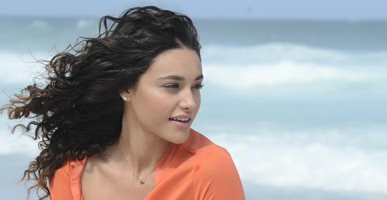 Débora Nascimento conta como o sucesso de Tessália, de ‘Avenida Brasil,’ mudou sua vida