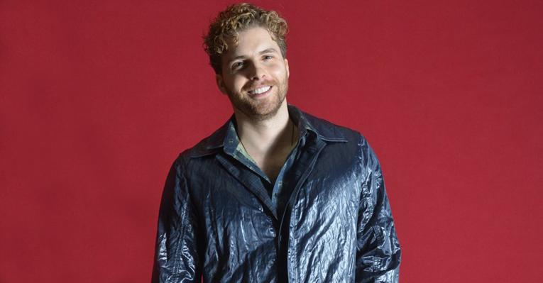 Thiago Fragoso e o amor pelas novelas de época