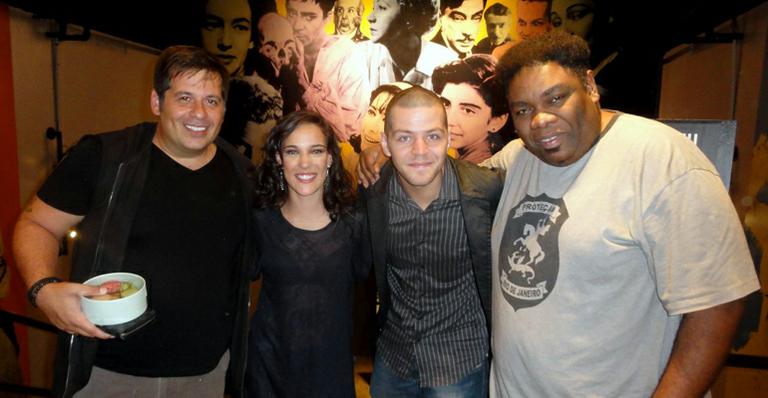 Adriana Birolli  recebe Sérgio Loroza e Leandro Hassum em espetáculo no Rio