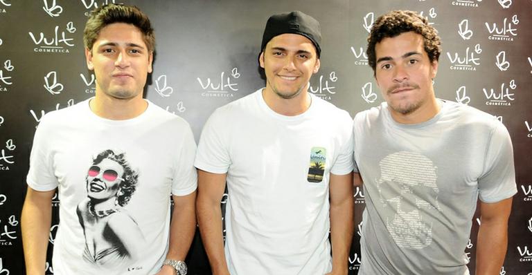Daniel Rocha e Thiago Martins torcem por triângulo amoroso com Suelen em ‘Avenida Brasil’