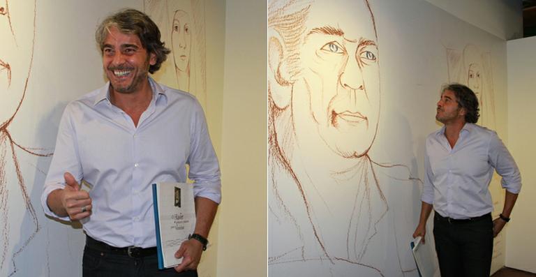 Alexandre Borges confere exposição sobre Vinícius de Moraes