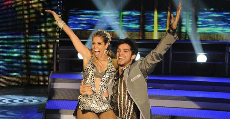 Rodrigo Simas é o vencedor da ‘Dança dos Famosos 2012’