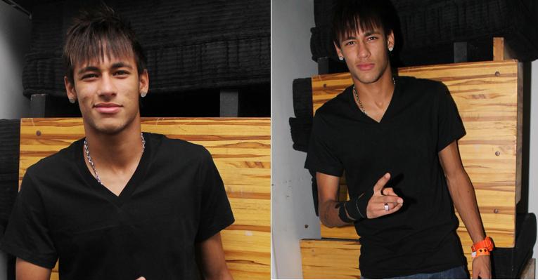 Após vitória do Santos, Neymar participa de festa