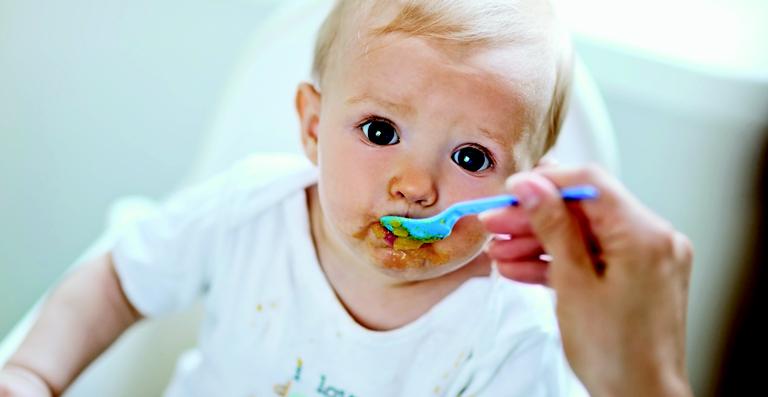 BEBÊ: Hora do lanchinho
