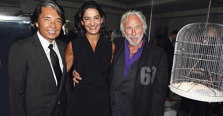 Designer Kenzo Takada apresenta linha de joias em Paris