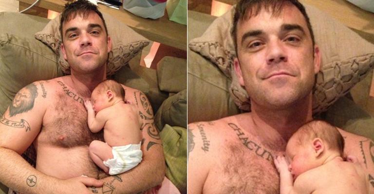 Filha de Robbie Williams irá desenhar a próxima tatuagem do pai
